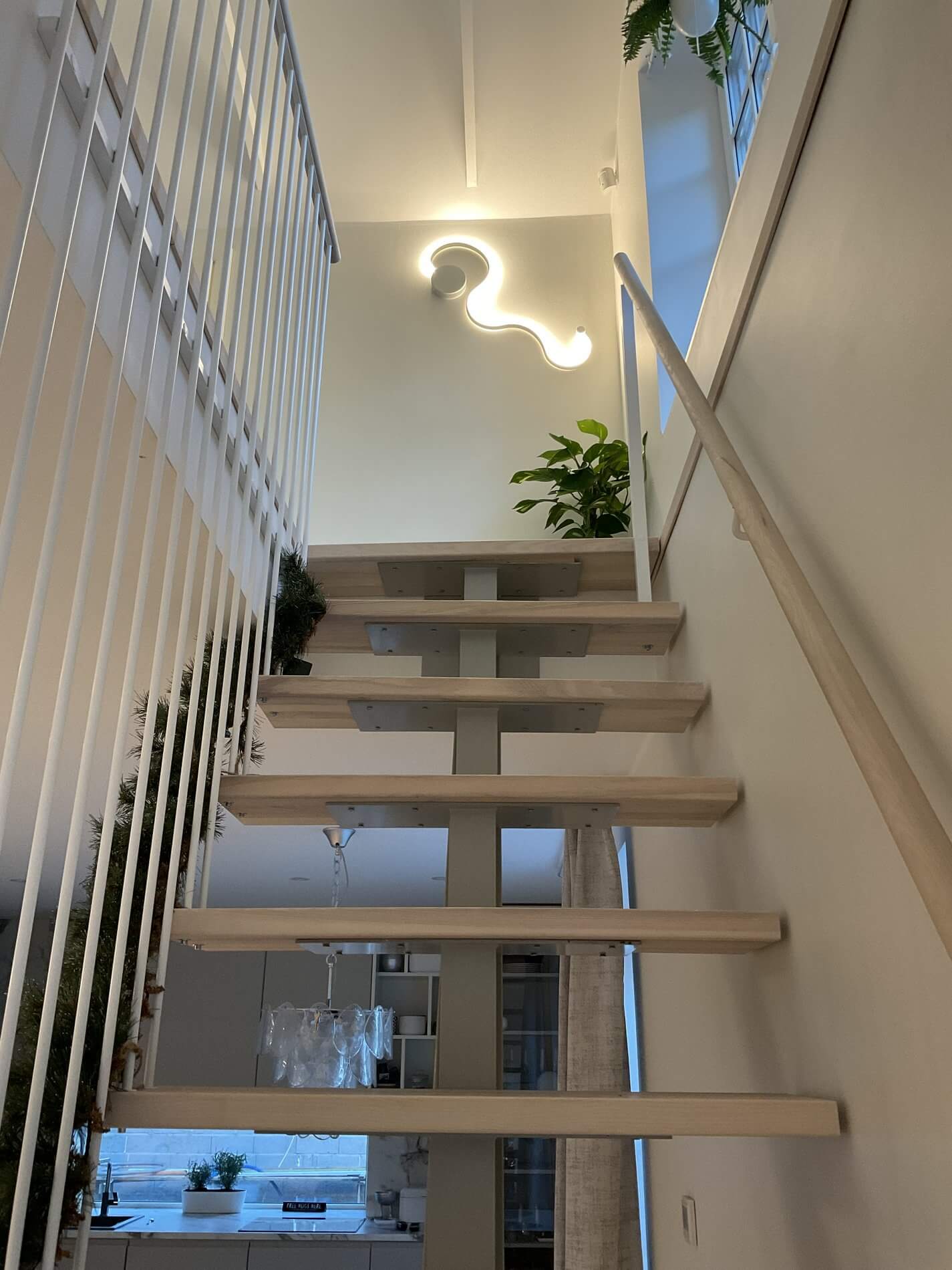 Лестница в дизайне интерьера частного дома в Нымме, Таллинн